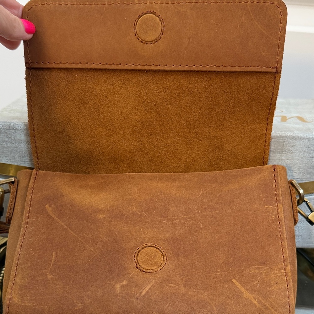 Portland Leather Caramel Brown Leather Crossbody - Picture 6 of 10